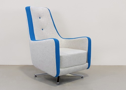 Libby high back swivel lounge chair