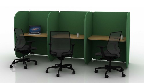 Dainty 3 work pods in a row