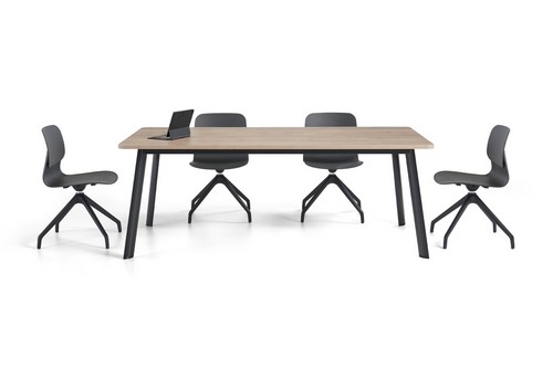 Fin meeting table | Kody meeting chairs