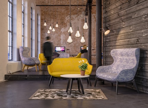Bright Office Furniture – The Pros and cons