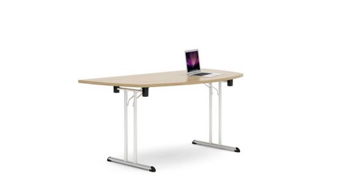 Folding tables