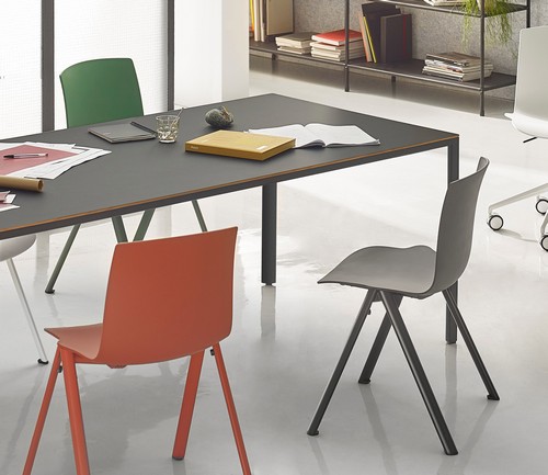 Olivia vistor meeting chair