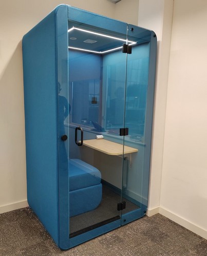 Penelope Fully Enclosed Workbooth