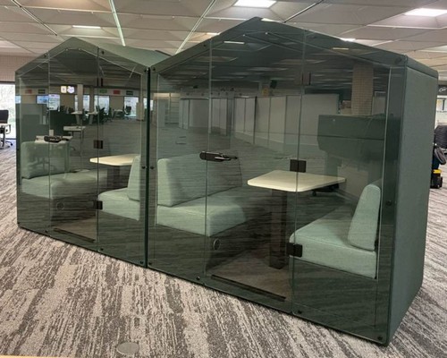 Bea Fully Enclosed Meeting Pod