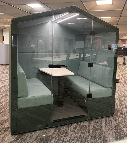 Bea Fully Enclosed Meeting Booth
