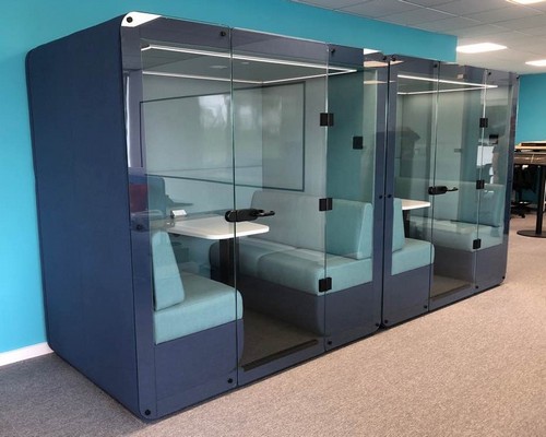 Bob Fully Enclosed Meeting Pod