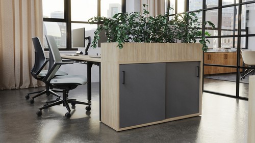 SYSTM back-to-back bench desking