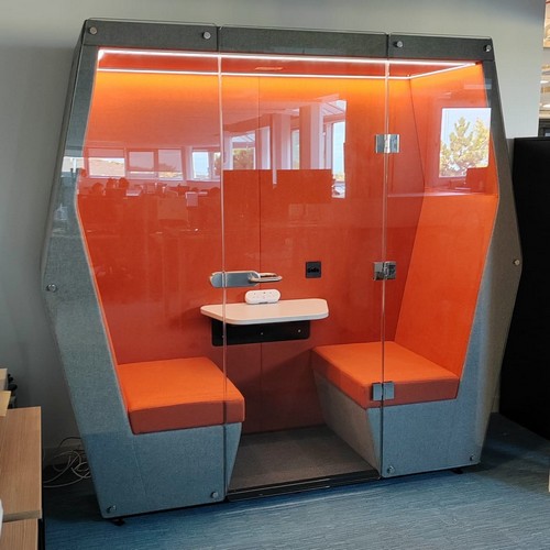 Bill Fully Enclosed Meeting Pod