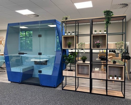 Bill Fully Enclosed Meeting Pod