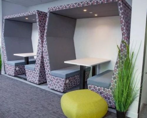 Key considerations when choosing a meeting pod